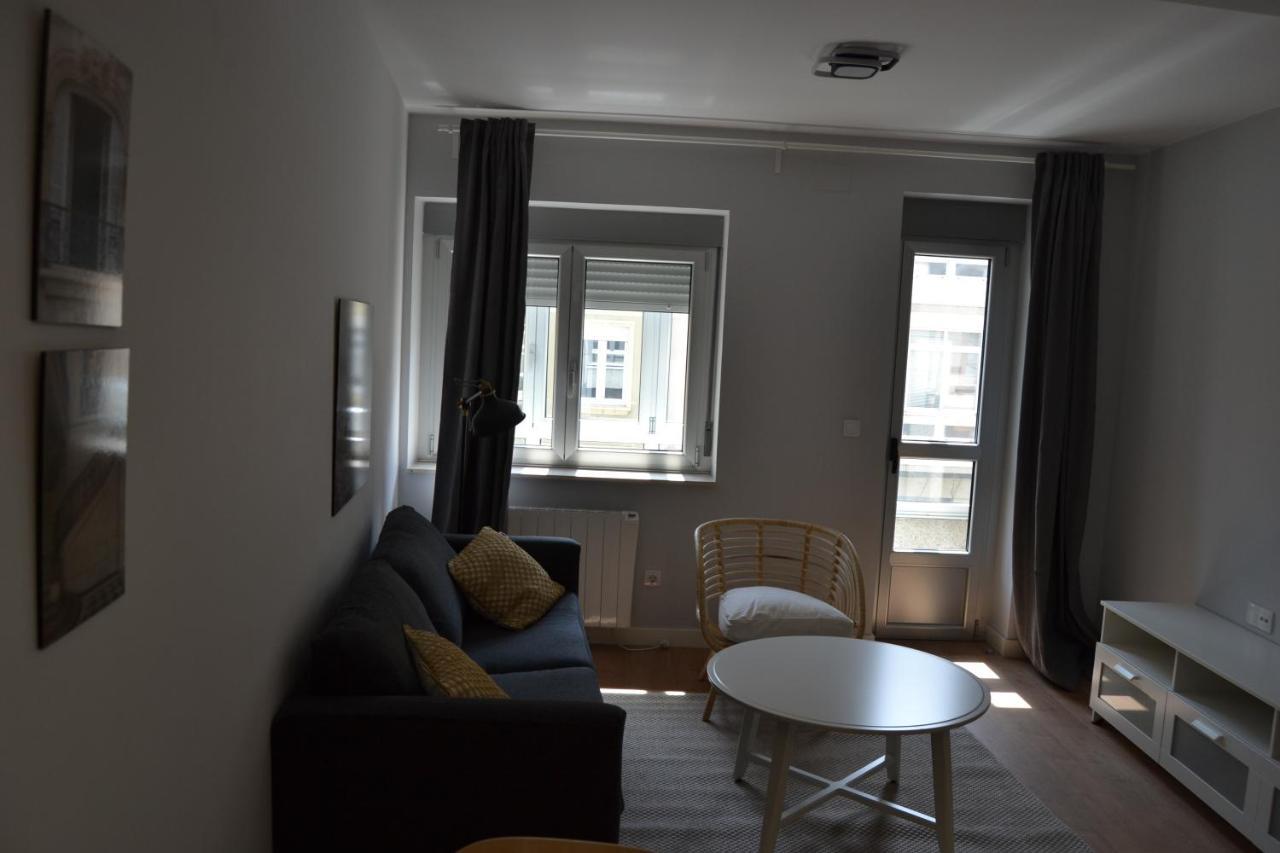 Inmoinsuas Yoana Home Sarria Esterno foto